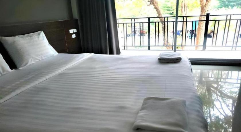 Eurotel Hotel Kanchanaburi Exterior foto